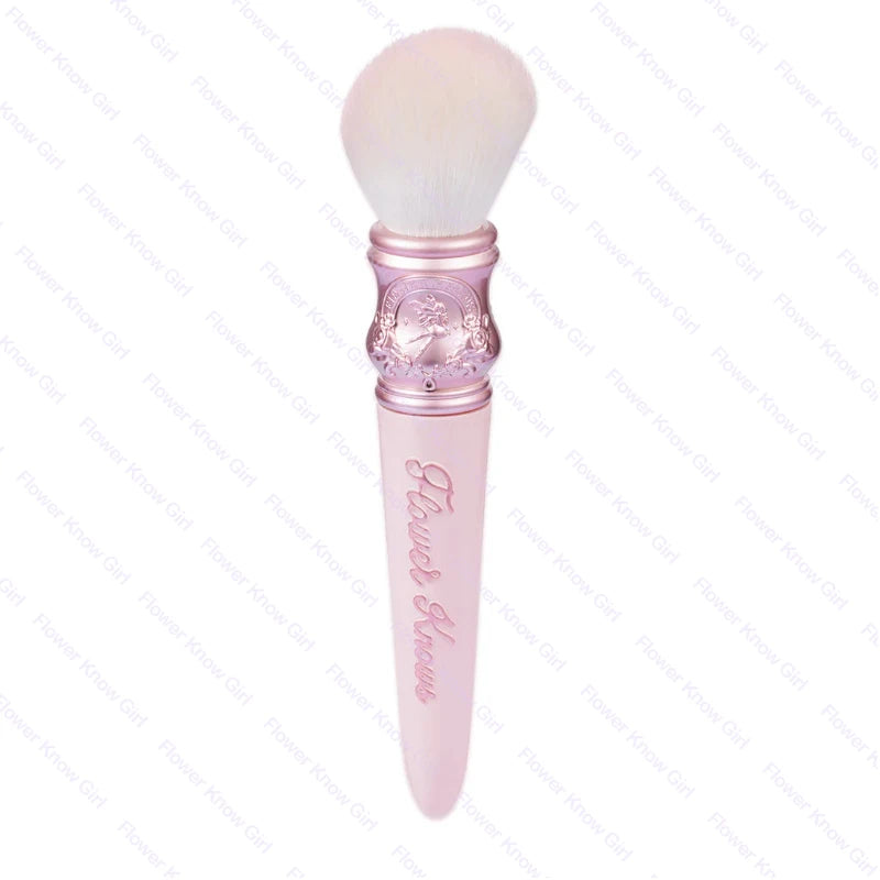 Flower Knows The Sweetie Bear Rounded Blush Brush Loose Powder Makeup Brushes