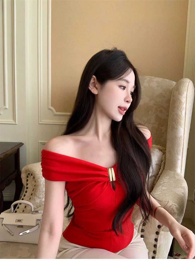 Korean Style Sexy Women Crop Tops Vintage High Street Off Shoulder White T-shirt Streetwear Casual Tee Shirt Retro Slim T Shirts