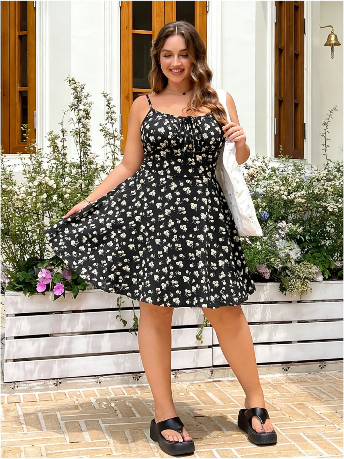 Plus Size Women's Floral Print Spaghetti Strap Dress Square Neck Tie Front A-Line Flared Hem Mini Dress
