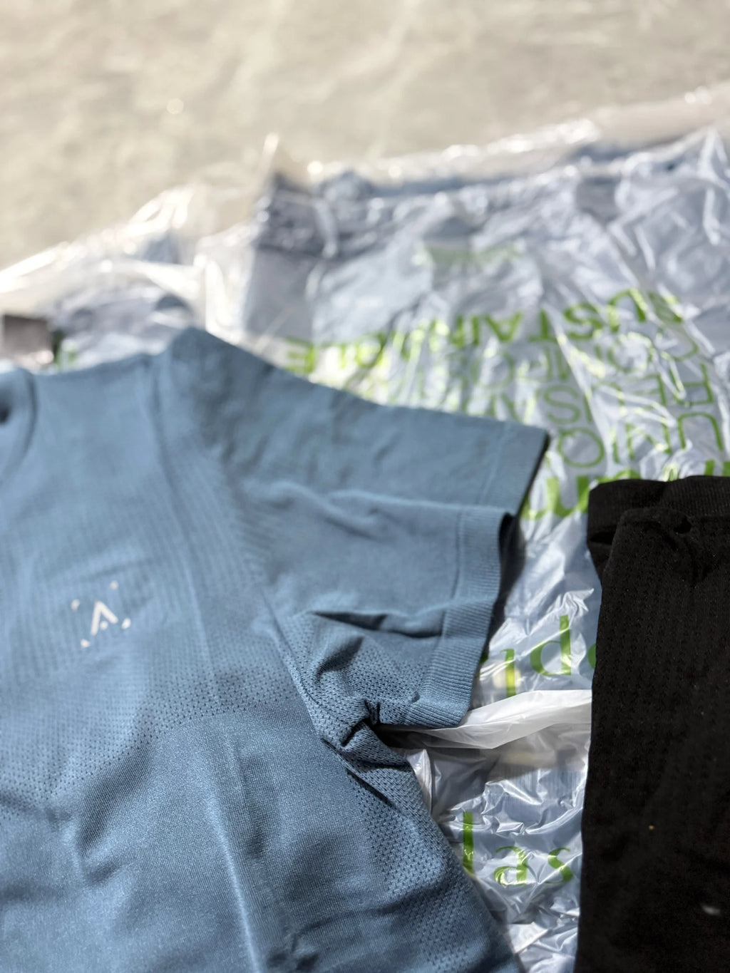 Outdoor Sports Men's T-Shirt Quick Dry Anti-Sweat Reflective Laser Perforated Short Sleeve Ultra Light Breathable Comfortable