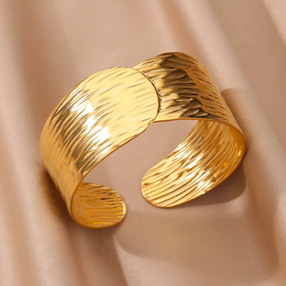 Stainless Steel Wide Bangles For Women'S Luxury Gold Color Chunky Flower Cuff Bangle Bracelet Femme Vintage Wedding Jewelry Gifts