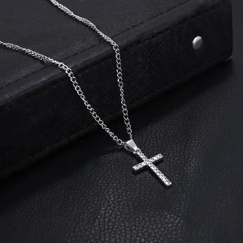 Stainless Steel Cross Pendant Zircon Necklace for Women Men Personalized Design Popular Hip Hop Choker Chain Party Jewelry Gifts