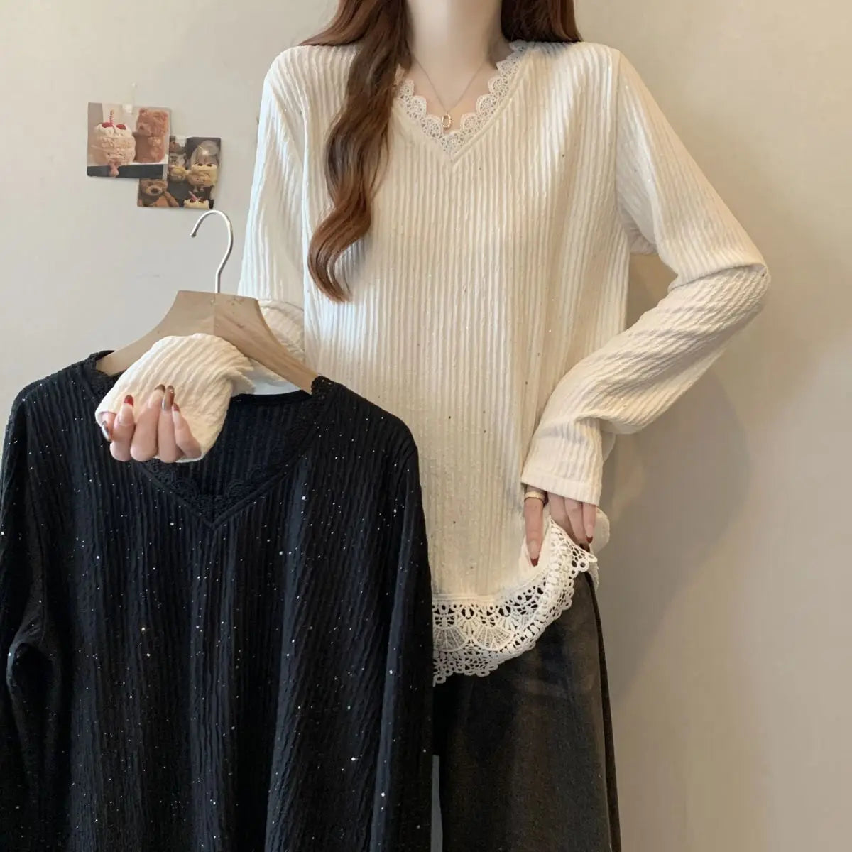 Lace Splicing Long Sleeve T-shirt Female Loose Slimming V-Neck Top