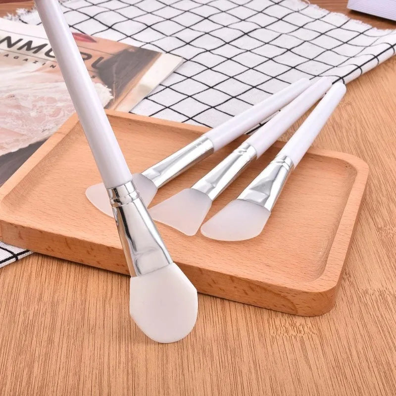 4Pcs/Set White Makeup Silicone Facial Mask Brush Professional Mud Cream Brushes Diy Skin Care Foundation Cosmetic Beauty Tool