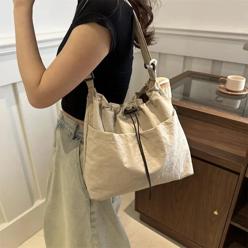 Women's Large Capacity Shoulder Bag Lightweight Crossbody Bag Ideal for Daily Travel & Versatile Use