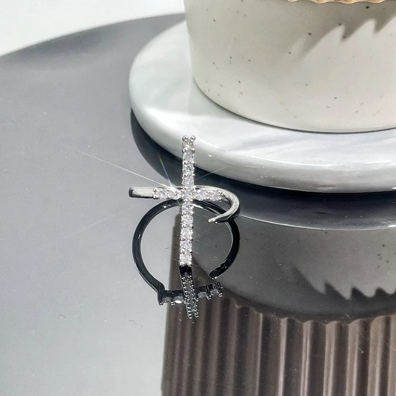 New Fashhhion Punk Dark Vintage Cross Open Rings For Women'S Luxury Copper Gold-Plated High-Quality Rings Y2K Style Jewelry
