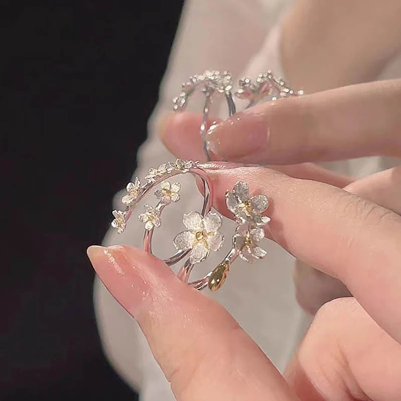 Unique Delicate Flower Opening Adjustable Rings For Women Fashion Minimalist Silver Color Finger Ring Engagement Jewelry Gift
