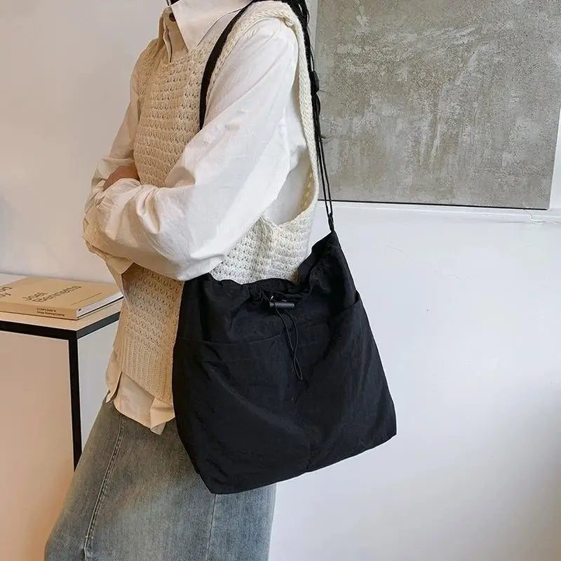 Women's Large Capacity Shoulder Bag Lightweight Crossbody Bag Ideal for Daily Travel & Versatile Use