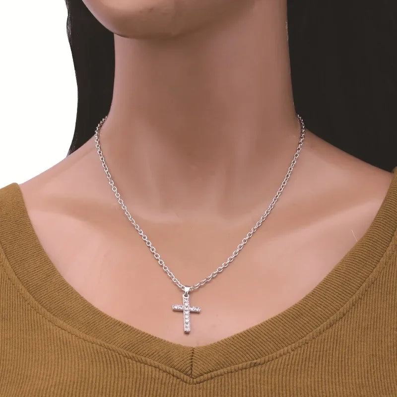 Stainless Steel Cross Pendant Zircon Necklace for Women Men Personalized Design Popular Hip Hop Choker Chain Party Jewelry Gifts