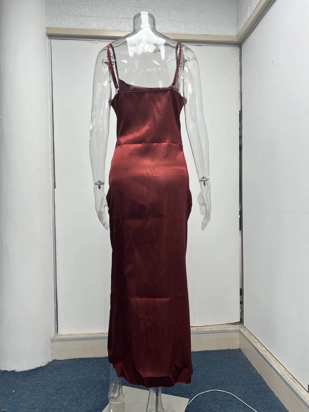 Women's Spring New Strap Women's Dress, European and American High End Sexy Spicy Girl, Low Cut Satin Split Back