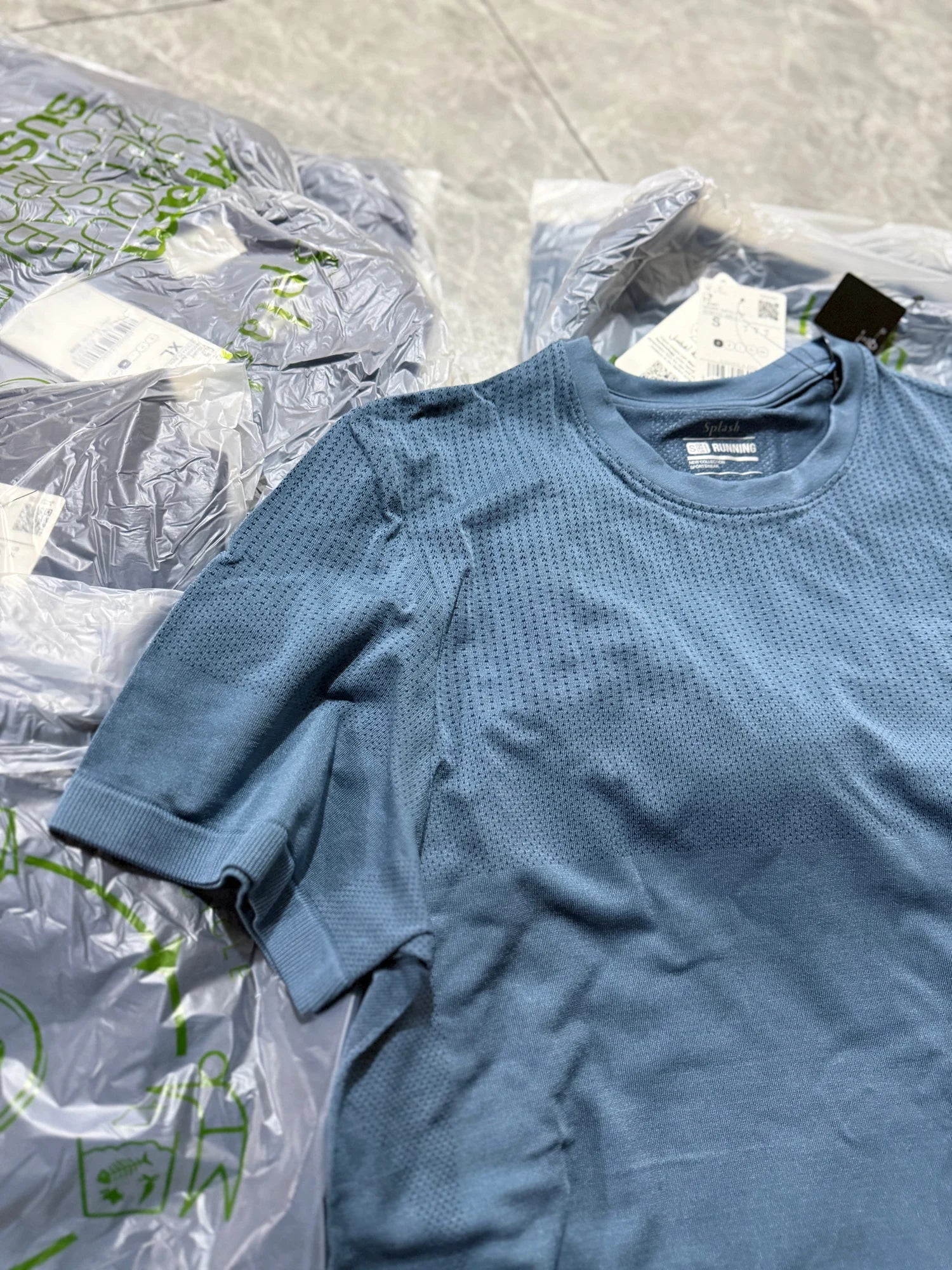 Outdoor Sports Men's T-Shirt Quick Dry Anti-Sweat Reflective Laser Perforated Short Sleeve Ultra Light Breathable Comfortable