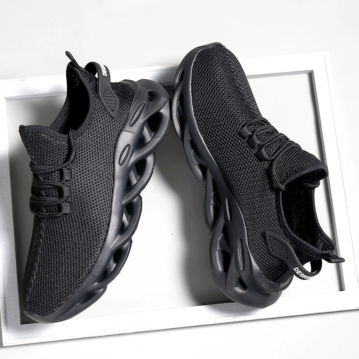 Men's Breathable Lightweight Casual Sneakers