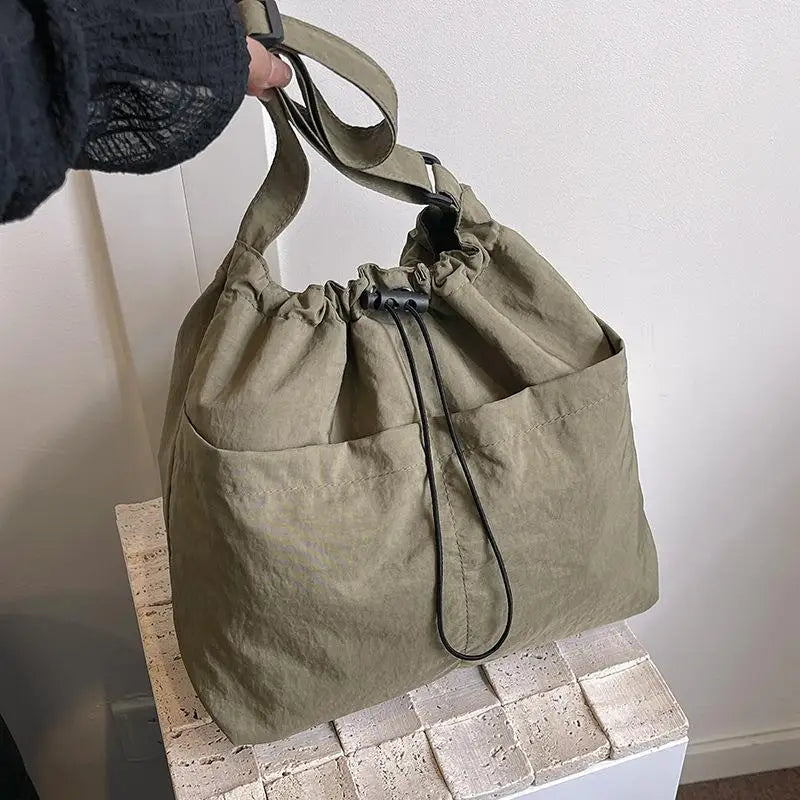 Women's Large Capacity Shoulder Bag Lightweight Crossbody Bag Ideal for Daily Travel & Versatile Use