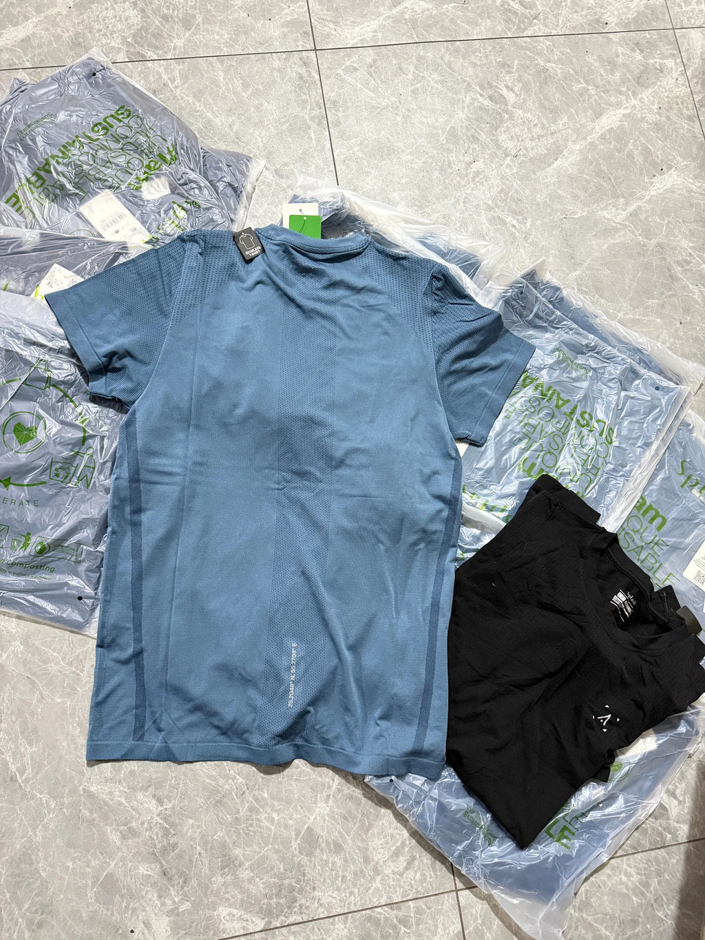 Outdoor Sports Men's T-Shirt Quick Dry Anti-Sweat Reflective Laser Perforated Short Sleeve Ultra Light Breathable Comfortable
