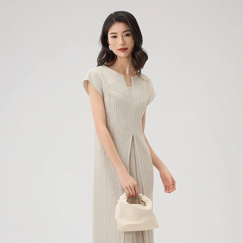 Miyake Fold 2024 Fall New Slimming V-neck French Dress For Women Advanced Short-sleeved Waist Elegant Commuter Dress