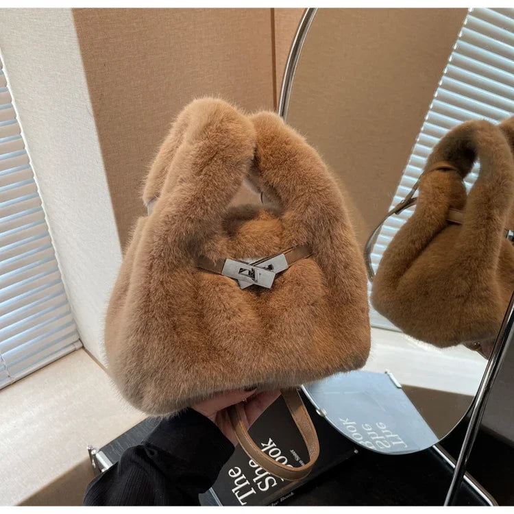 Fashionable Women's Bags Trend 2025 Faux Fur Shoulder Bags Plush Faux Mink Luxury Handbags Chic Crossbody Bag Solid Color Purses