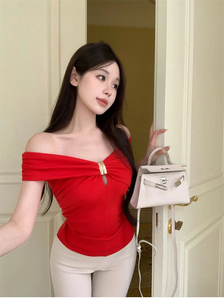 Korean Style Sexy Women Crop Tops Vintage High Street Off Shoulder White T-shirt Streetwear Casual Tee Shirt Retro Slim T Shirts