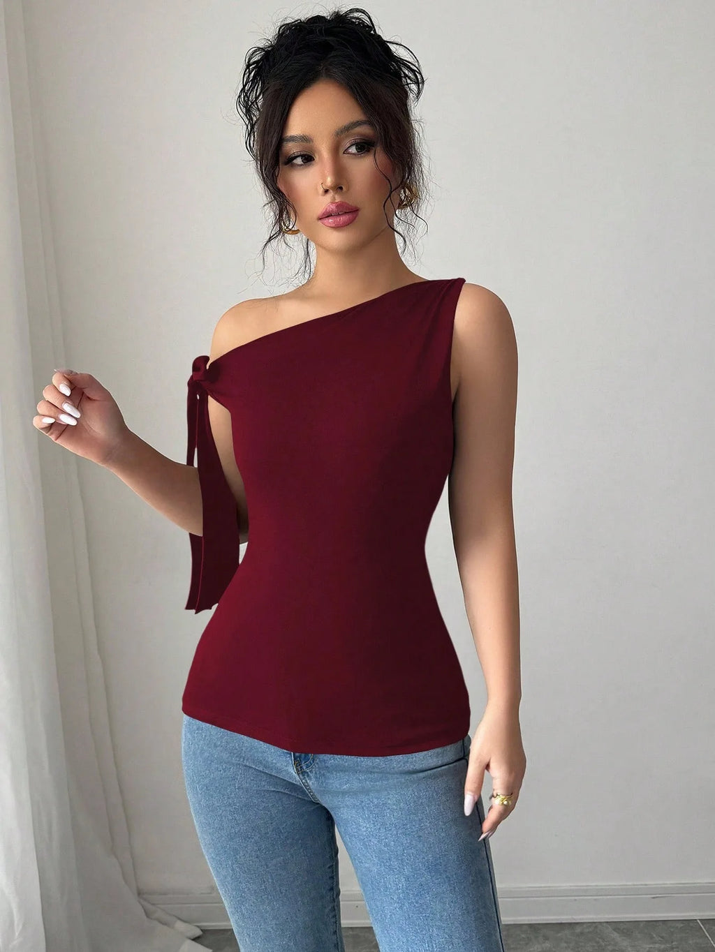 New Women's Elegant Commuter Solid Color Slash Shoulder Kink Lace-Up Slim T-Shirt