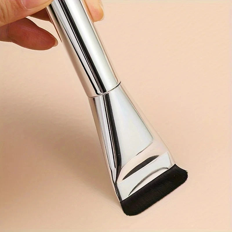 2PcsMulti-Use Foundation Ultra-Fine, Hypoallergenic Nylon Bristle Oval Foundation Brush - Perfect for Face Contouring