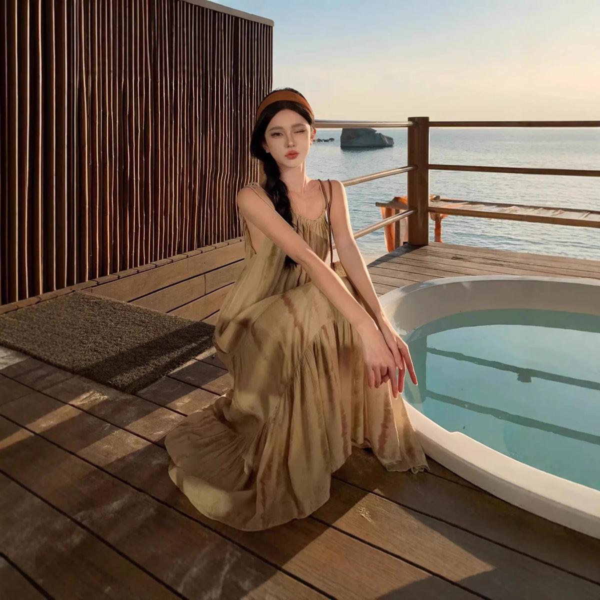 Summer Breeze New Style Folded Hem Strap Dress French Vacation Cool Neck Hanging Skirt Long A-Line Gown round Neck Sleeveless