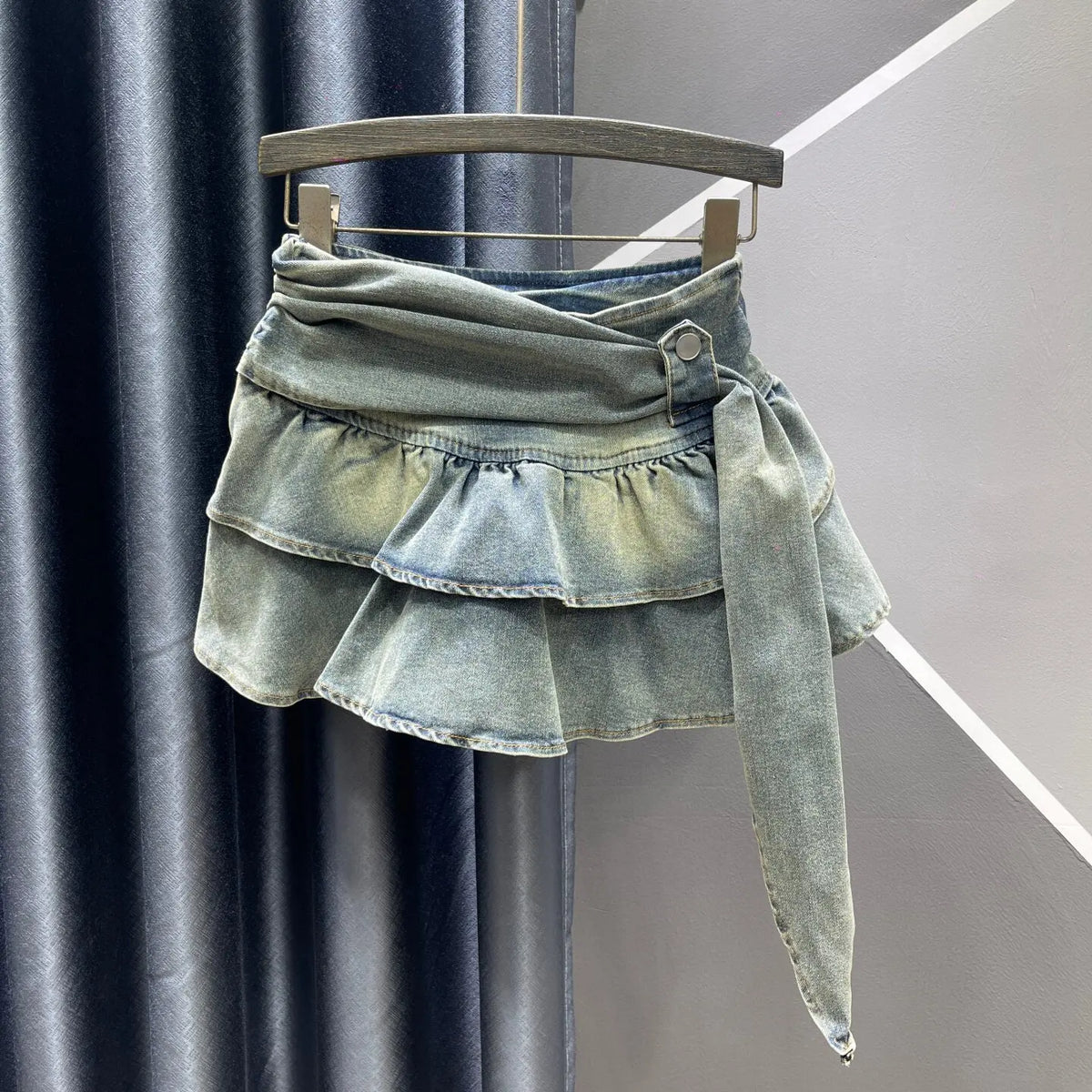 2026 Autumn New Spice Girl Retro Denim Cake Skirt, Women's High Waist Layered Ruffle Leaf Edge Mini Skirt, Blue Black Faldas