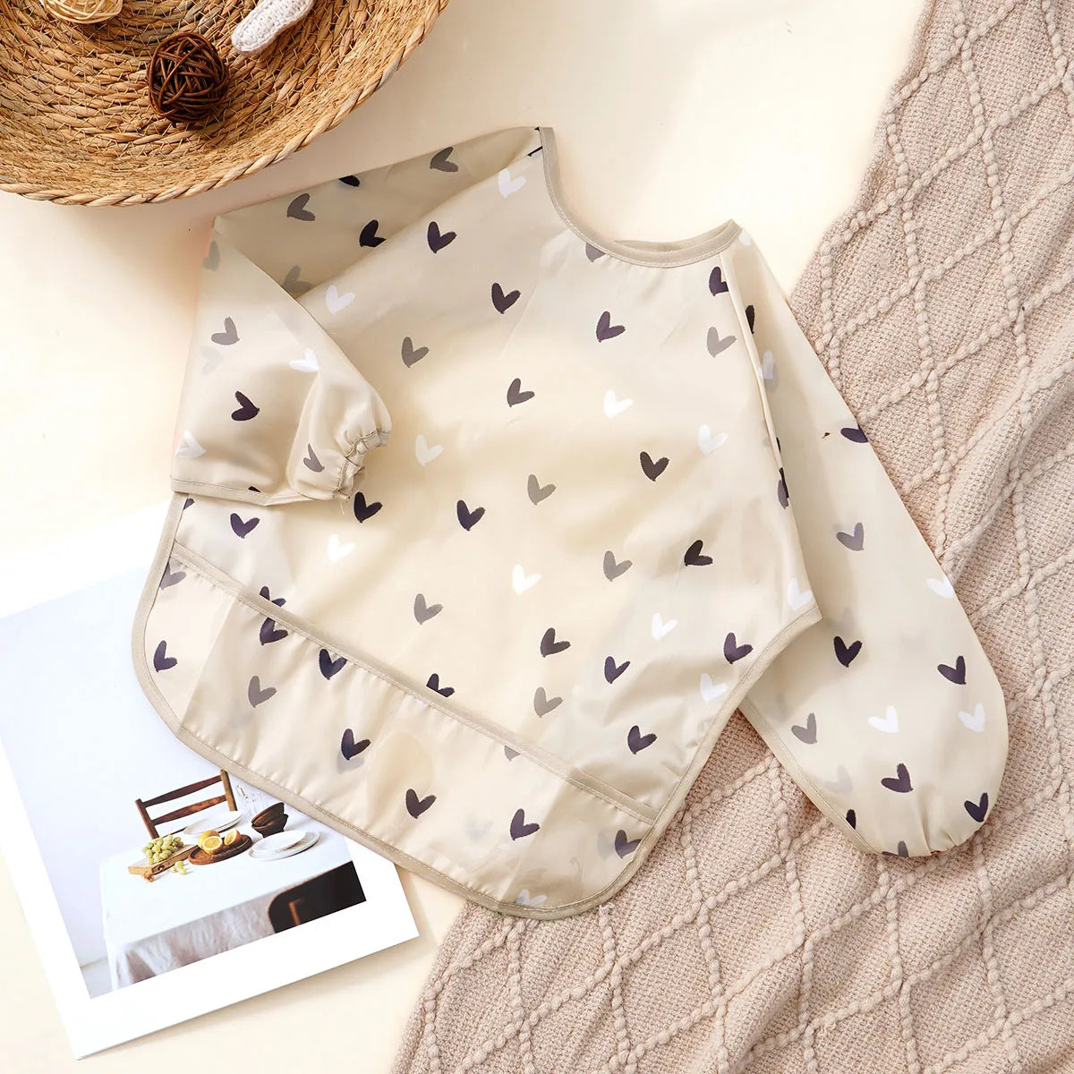 Elinfant Long Sleeve Waterproof Feeding Bibs for Babies Easy Clean Washable Burp Cloth