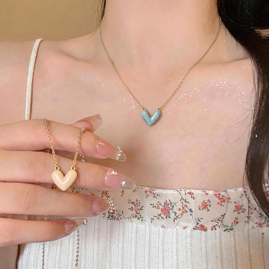 Electroplated Oil Drop Love Pendant Simple and Fashionable Necklace Light Luxury Elegant and High-End Necklace