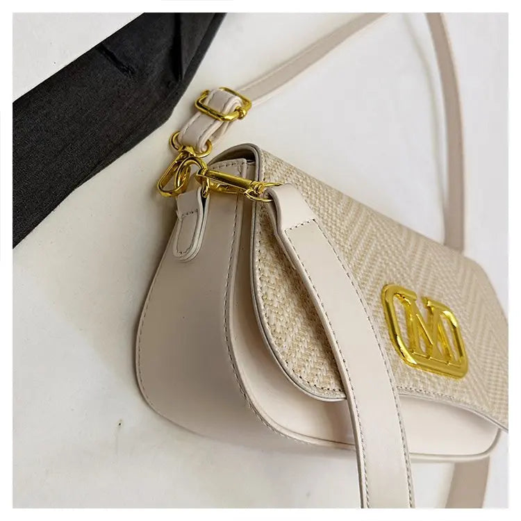 Famous Designer Crossbody Bag Trendy Letter Logo Also Serves As A Chic And Spacious Diaper Bag For Women