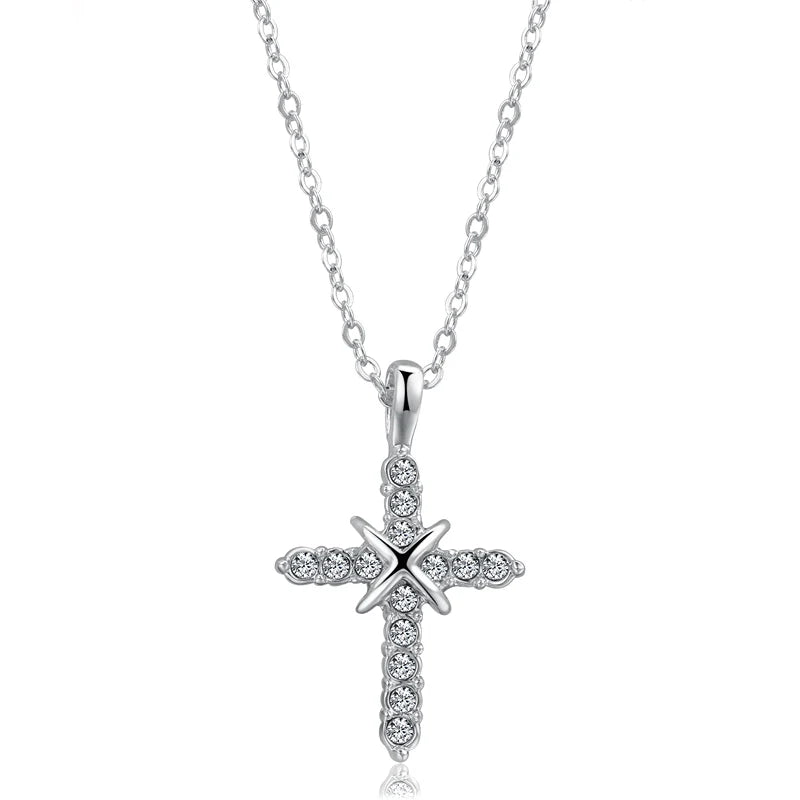 Collar gargantilla de cristal plateado con colgante de cruz para mujer N456