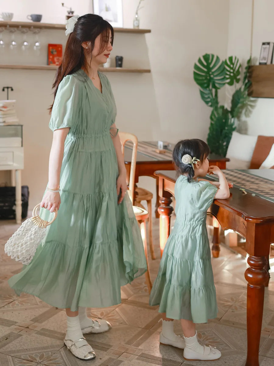 Family Matching Clothes Summer Dress Mother Daughter Solid Short Sleeve Dress Women Elegant Dress Girl Birthday Dress