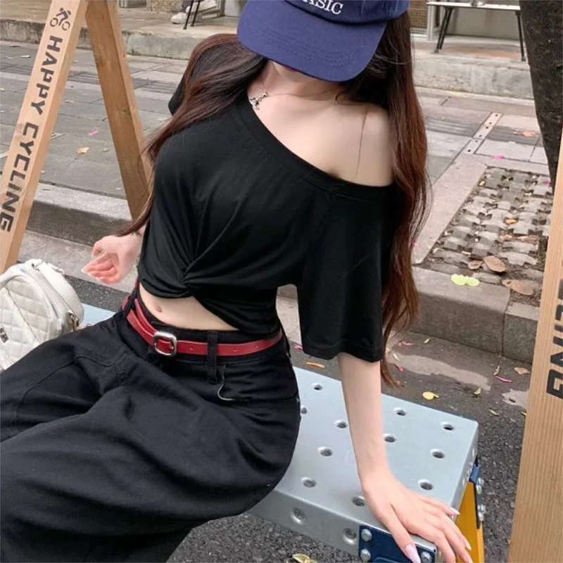 Summer Sexy Off-Shoulder Hot Girl Short Top Women T Shirt Slim Basic Solid Crop Top Short Sleeve Casual T-shirt Design Sense