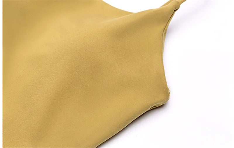 Solid Color Women Sports Bra Comprehensive Training Shockproof Halter Soft Sports Fitness Top Gym Yoga Chest Pad Comprehensive
